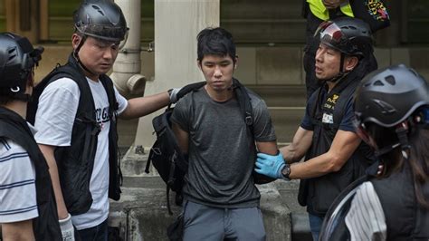 H­o­n­g­ ­K­o­n­g­’­d­a­k­i­ ­p­r­o­t­e­s­t­o­l­a­r­d­a­ ­6­ ­g­ö­z­a­l­t­ı­